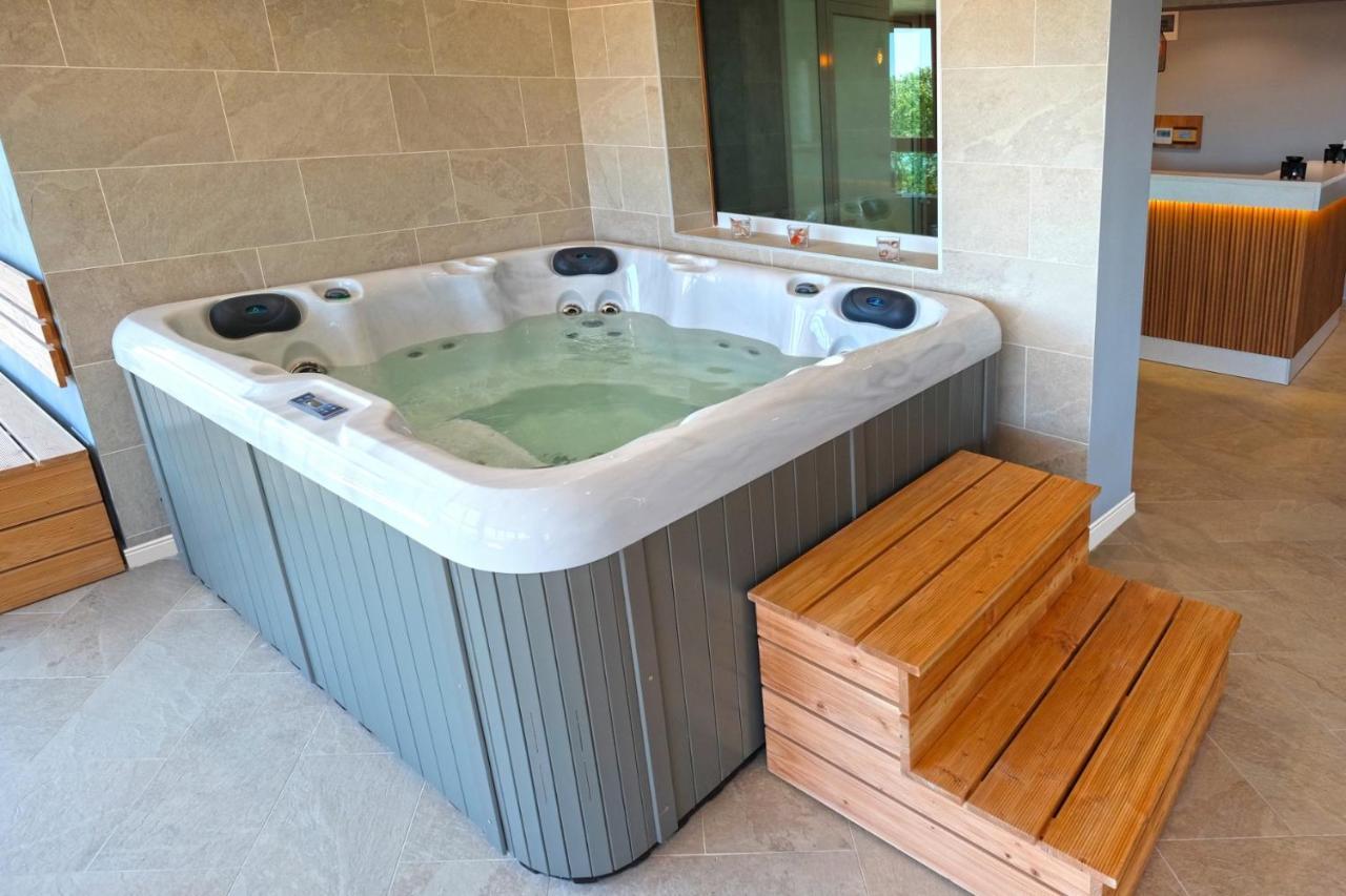 פומורי Paradise Hotel & Relax Center מראה חיצוני תמונה